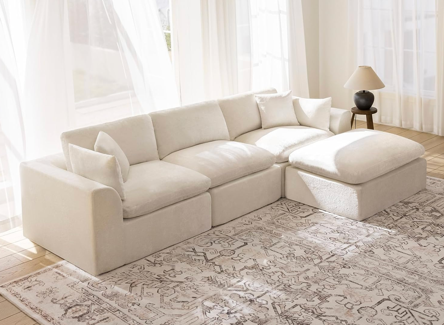 2–3 seats + ottoman